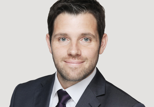Dr. Julian Boor