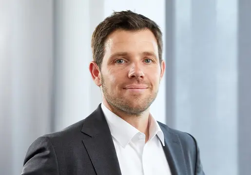 Dr. Julian Boor